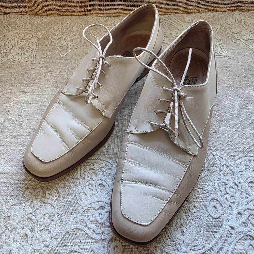 Amalfi Abby Italian Leather Oxford Shoes 7B Cream Beige Square Toe Lace Up Flats